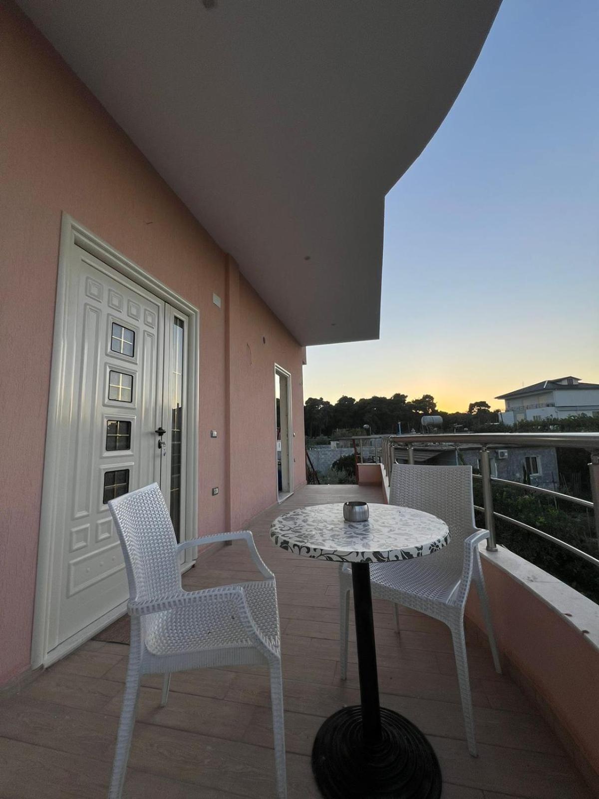 Greison Vacation House Влёра Экстерьер фото